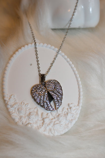 Colar winged love Silver