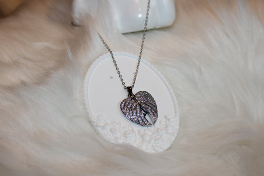 Colar winged love Silver